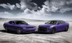 Dodge zachvátí švestkové šílenství, legendární barva se vrací