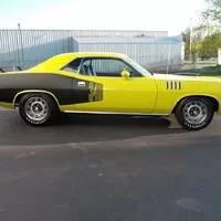 Dodge zachvátí švestkové šílenství, legendární barva se vrací
