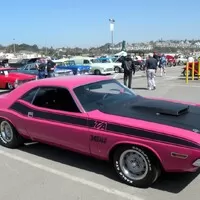 Dodge zachvátí švestkové šílenství, legendární barva se vrací