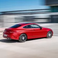 Mercedes-Benz C-Coupé vypadá jako zmenšené esko