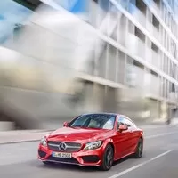Mercedes-Benz C-Coupé vypadá jako zmenšené esko