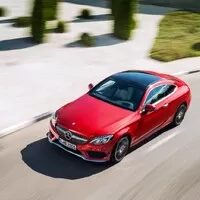 Mercedes-Benz C-Coupé vypadá jako zmenšené esko