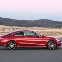Mercedes-Benz C-Coupé vypadá jako zmenšené esko