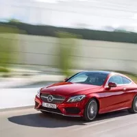 Mercedes-Benz C-Coupé vypadá jako zmenšené esko