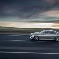 Mercedes-Benz C-Coupé vypadá jako zmenšené esko