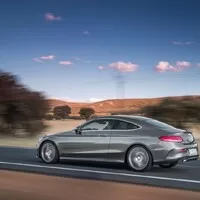 Mercedes-Benz C-Coupé vypadá jako zmenšené esko
