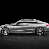 Mercedes-Benz C-Coupé vypadá jako zmenšené esko