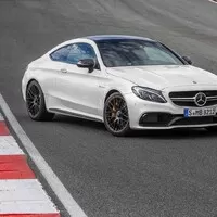 Mercedes-Benz C63 AMG bude mít 503 koní!