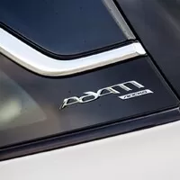 Opel Adam Rocks: Svěží závan v lánech retra