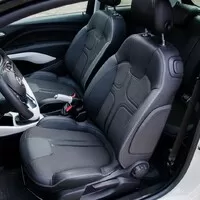 Opel Adam Rocks: Svěží závan v lánech retra
