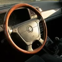 Alfa Romeo 164 Super 2.5 TD: Luxusní sedan zchudlého hipstera