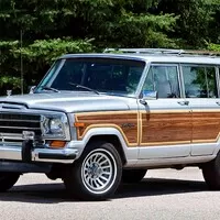 Chrysler chystá velké věci: Dodge 'Cuda, rychlý Dart, nový Jeep Wrangler a Grand Wagoneer a další
