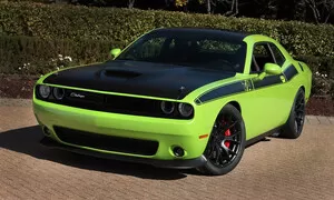 Chrysler chystá velké věci: Dodge 'Cuda, rychlý Dart, nový Jeep Wrangler a Grand Wagoneer a další