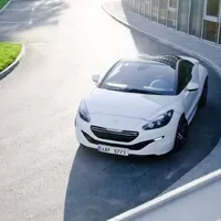 Peugeot RCZ-R: Postmoderní chuligán