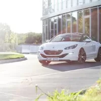 Peugeot RCZ-R: Postmoderní chuligán
