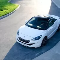 Peugeot RCZ-R: Postmoderní chuligán