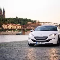 Peugeot RCZ-R: Postmoderní chuligán