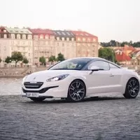 Peugeot RCZ-R: Postmoderní chuligán
