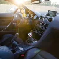 Peugeot RCZ-R: Postmoderní chuligán
