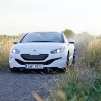 Peugeot RCZ-R: Postmoderní chuligán