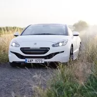Peugeot RCZ-R: Postmoderní chuligán