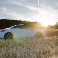 Peugeot RCZ-R: Postmoderní chuligán
