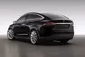 Tesla Model X: Tlustý crossover se sokolími dveřmi a stovkou za 3,2 je konečně tu!