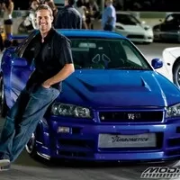 R34 dotvořila image Paula Walkera, byť jeho oblíbený vůz bylo BMW.