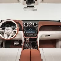 O (ne)smysluplnosti Bentley Bentayga a trendu luxusních SUV
