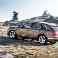 O (ne)smysluplnosti Bentley Bentayga a trendu luxusních SUV