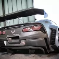 Autíčkářův týden: Crossover od Alfy s trochou nedělního terorismu