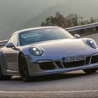 Porsche 911 R: Ještě jedno tango pro atmosféru a manuál?