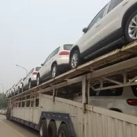 Autíčkářův týden: Kterak Ferrari přelstilo fyziku a lyžařovi shořelo Audi