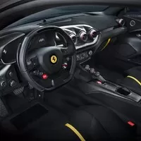 Autíčkářův týden: Kterak Ferrari přelstilo fyziku a lyžařovi shořelo Audi