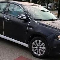 Autíčkářův týden: Londýn má nové taxi a Čína našla kladivo na BMW