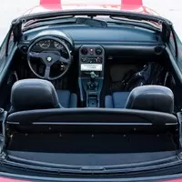 Koupil jsem si roadster. Vy víte který.