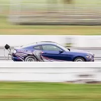 10 šílených i úžasných strojů ze svátku tuningu v Las Vegas