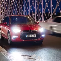 Citroën DS4 2.0 HDI: Kříženec, který požírá kupé?