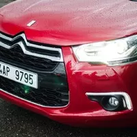 Citroën DS4 2.0 HDI: Kříženec, který požírá kupé?