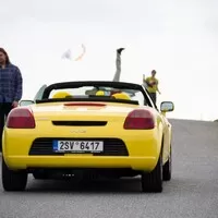 Toyota MR2 W30: S rykem motoru v zádech