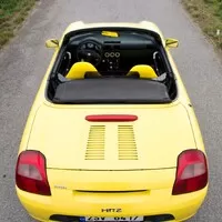 Toyota MR2 W30: S rykem motoru v zádech