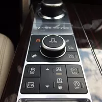 Range Rover Hybrid: Tohle auto prostě chcete