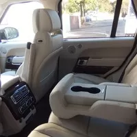 Range Rover Hybrid: Tohle auto prostě chcete
