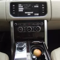 Range Rover Hybrid: Tohle auto prostě chcete