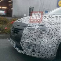 Autíčkářův týden: Corvette od Cadillacu a ohyzdné Ferrari
