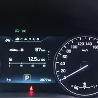Hyundai Genesis 3.8 – Jednou nohou v luxusu