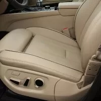 Hyundai Genesis 3.8 – Jednou nohou v luxusu