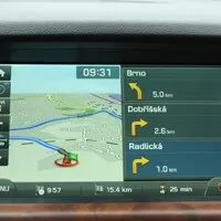 Hyundai Genesis 3.8 – Jednou nohou v luxusu