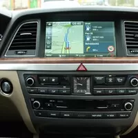 Hyundai Genesis 3.8 – Jednou nohou v luxusu