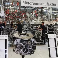 Autíčkářův týden: Konec zadohnaného BMW a Range Rover pod stanem